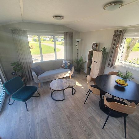 Villa Gezellig Chalet Op Een Prachtige Plek In Drenthe Met Vrij Uitzicht à Tynaarlo Extérieur photo